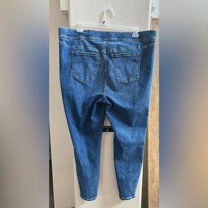 TORRID stretch jeans size 22